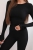 Czarny dopasowany komplet RÓŻA  włoskiej produkcji, bluzka z różą 3d na rękawie i legginsami. Prążkowany materiał z wiskozy. casual set, basic. Idealne dopasowanie do sylwetki i jej podkreślenie. Komplet można urozmaicić marynarką lub kurtką.